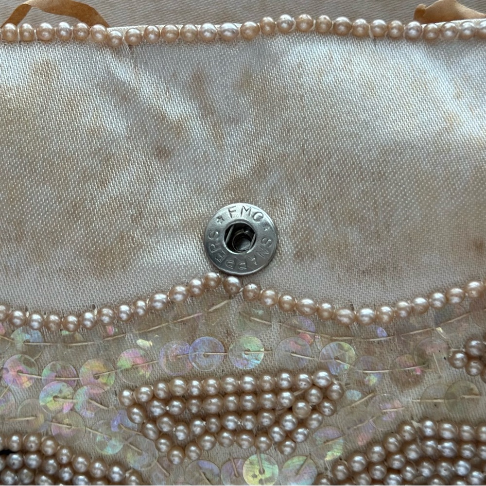 Vintage Cream and Gold Sequined Beaded Evening Dainty Clutch Purse Bag - Picture 7 of 7